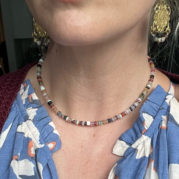 Handmade Short little mixed gemstone layering necklace - Picture 2 of 7